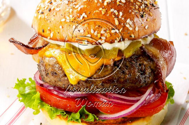 Green Chile Cheeseburgers
