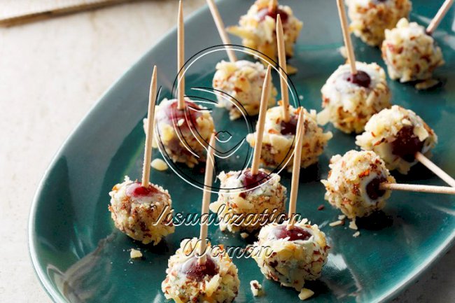 Cheese/Grape Appetizers