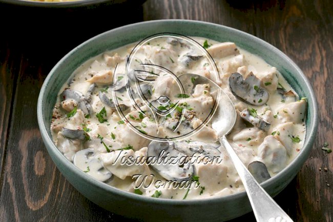 Slow-Cooker Chicken Stroganoff
