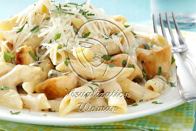 Penne Gorgonzola with Chicken