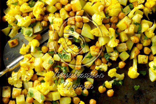 Roasted Curried Chickpeas and Cauliflower