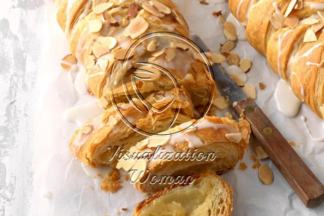 Delicious Almond Braids