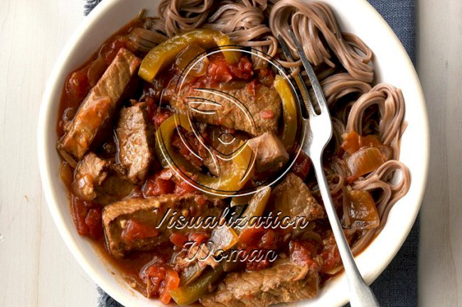 Slow-Cooked Pepper Steak