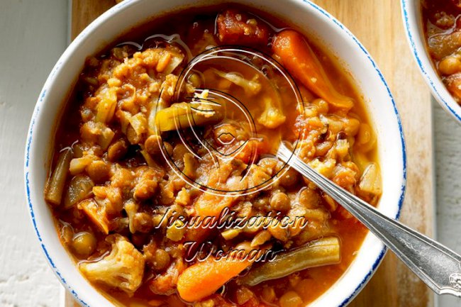Spicy Veggie & Lentil Soup