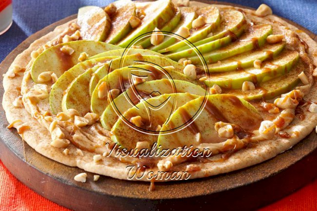 Taffy Apple Pizza