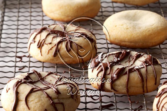 Mint-Filled Cookies