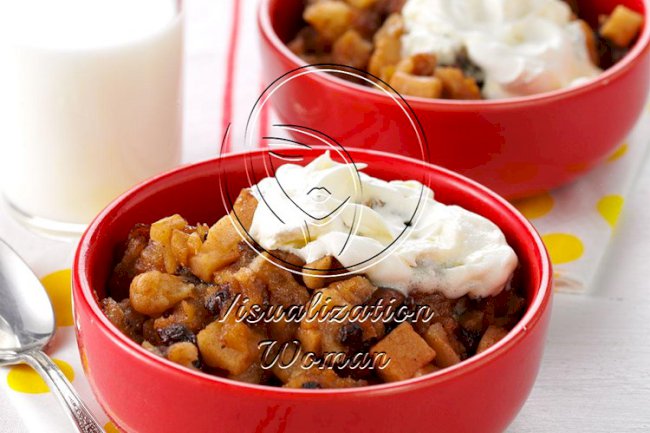 Cinnamon-Apple Brown Betty