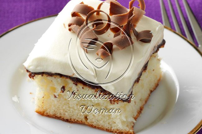 Fudge-Filled Vanilla Cake