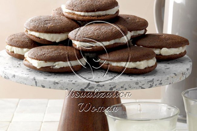 Old-Fashioned Whoopie Pies