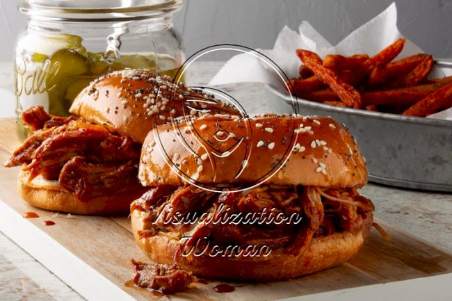 Dutch Oven Pulled Pork Sandwiches