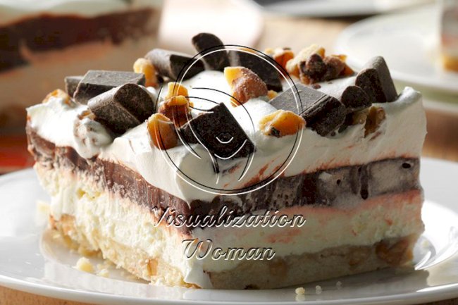 Easy Four-Layer Chocolate Dessert