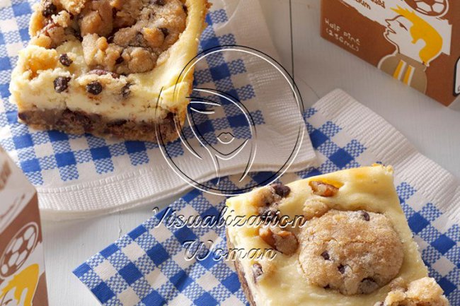 Chocolate Chip Cheesecake Bars