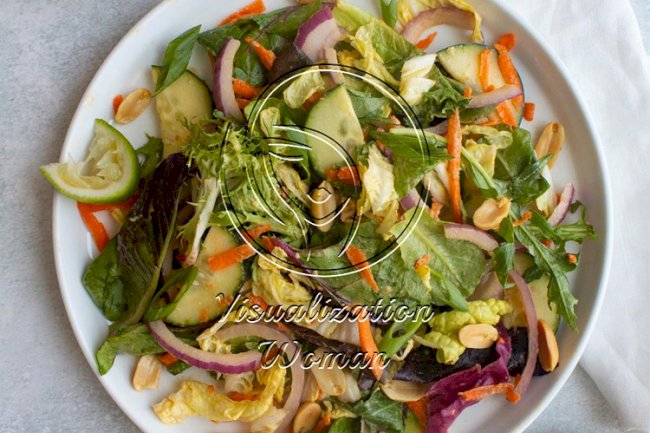 Thai Salad with Peanut Dressing