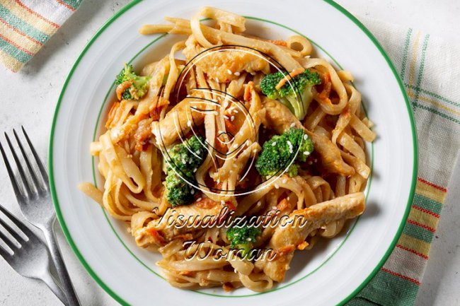 Contest-Winning Peanut Chicken Stir-Fry