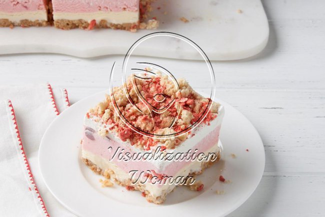 Strawberry Crunch Ice Cream Cake