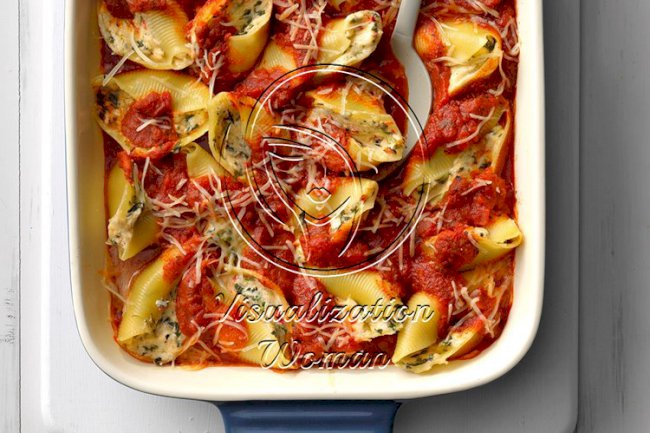 Decadent Spinach-Stuffed Shells