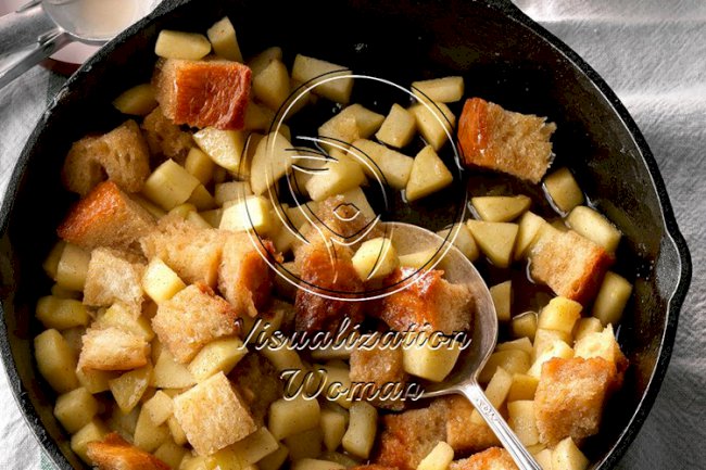Cinnamon Apple Pan Betty