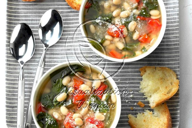 Slow-Cooker Spinach Bean Soup