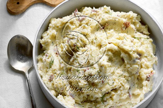 Mediterranean Slow-Cooker Mashed Potatoes