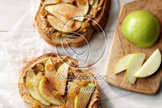 Peanut Butter, Apple and Raisin Sandwich