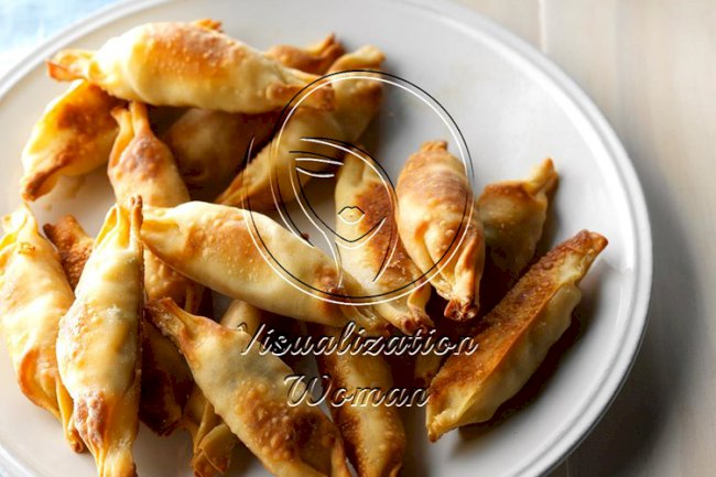 Baked Pot Stickers with Dipping Sauce