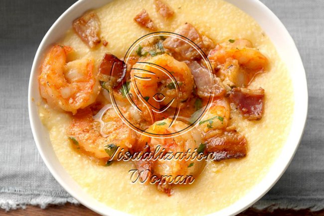 Cheesy Cajun Shrimp and Grits