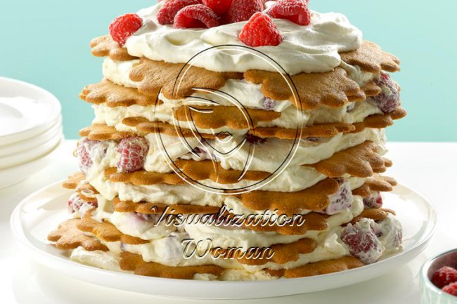 Fresh Raspberry Icebox Cake