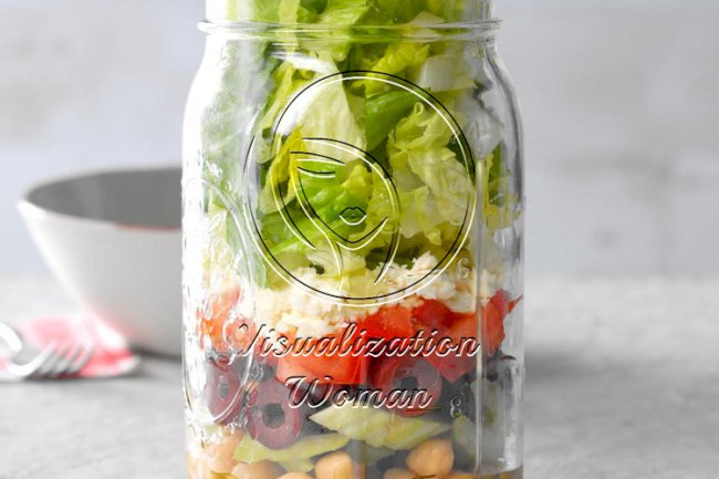 Chopped Greek Salad in a Jar
