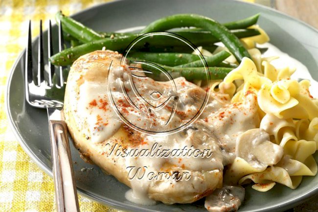 Chicken in Sour Cream Sauce