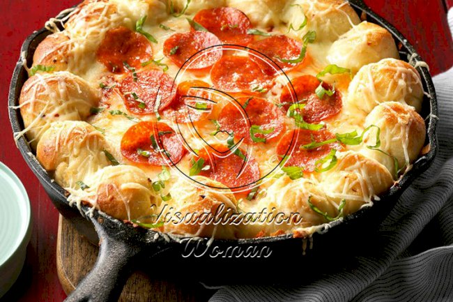 Cheesy Skillet Pizza Dip