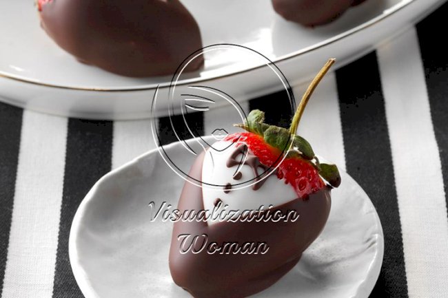 Tuxedo Strawberries
