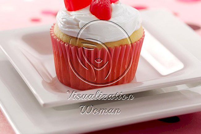 Berry Surprise Cupcakes