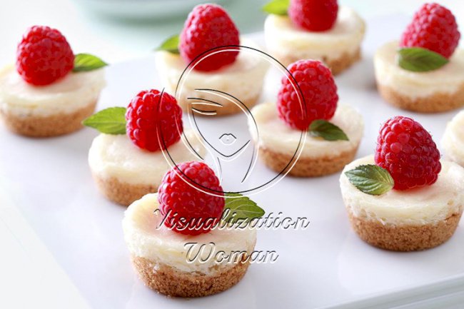 Berry Mini Cheesecakes