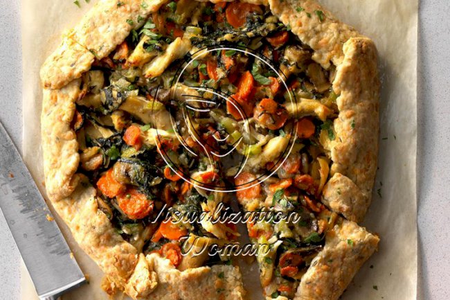 Chicken Potpie Galette with Cheddar-Thyme Crust