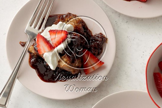 Slow-Cooker Strawberry Soda Cake