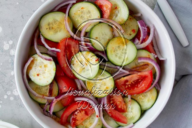 Italian Tomato Cucumber Salad