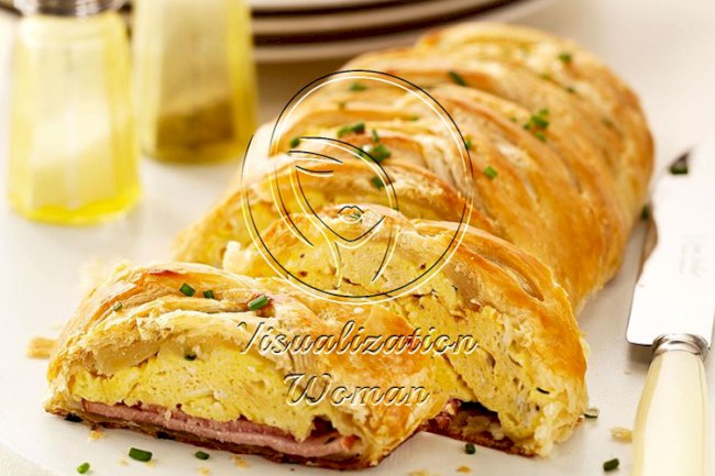 Eggs Benedict Brunch Braid