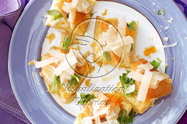 Smoked Salmon Bites with Shallot Sauce