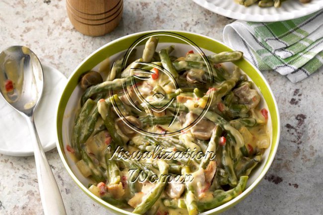 Green Beans in Bacon Cheese Sauce