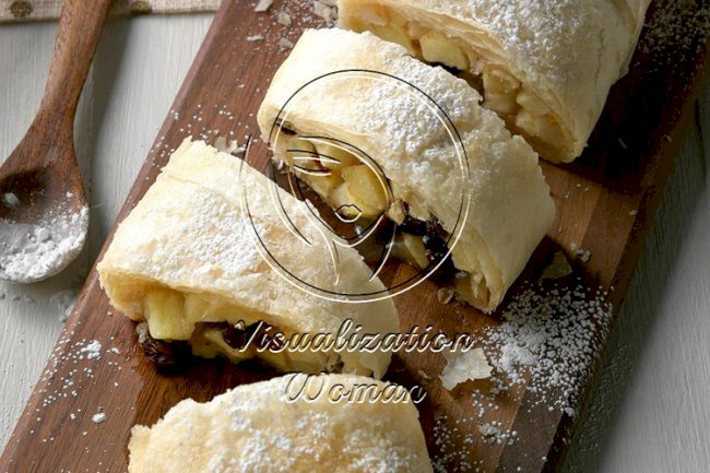 Easy Apple Strudel