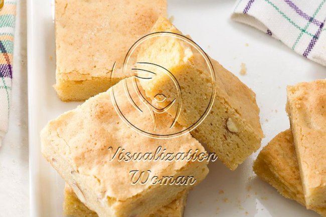 Almond Blondies