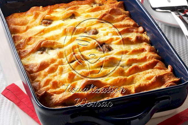 Double-Crusted Sausage Egg Casserole