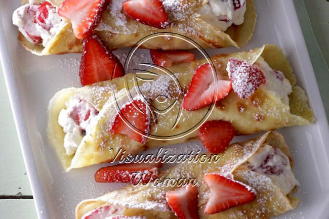 Creamy Strawberry Crepes