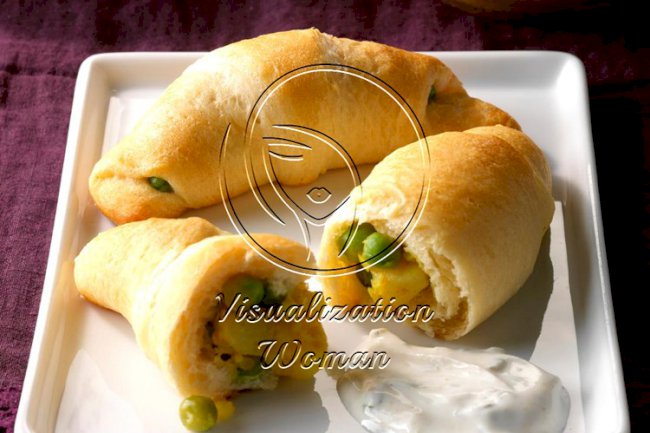 Crescent Samosas