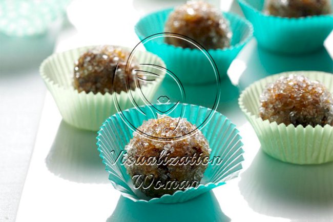 Apricot-Pecan Sugarplums