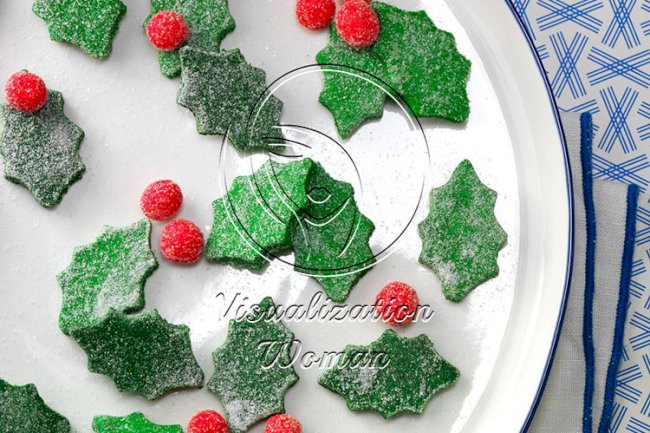 Holly Butter Mints