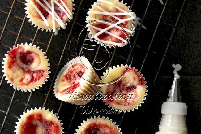 Mini PB&J Cheesecakes