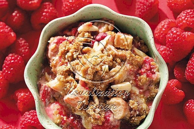 Rhubarb Raspberry Crumble
