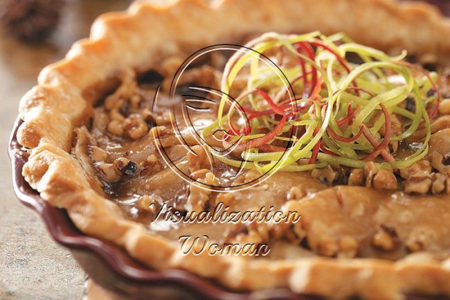 Caramel Apple Walnut Pie