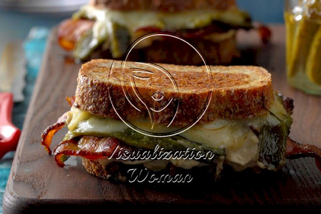 Stuffed Jalapeno Grilled Cheese